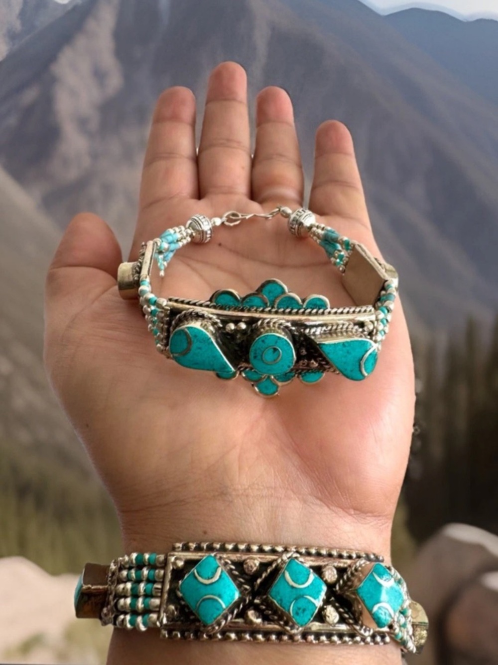 Vintage & Handcrafted Artisan Tribal Bracelet Inlay Stones Set In Silver 51grams